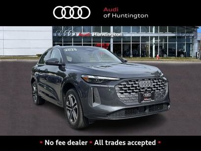 Used 2025 Audi Q5 Premium w/ Convenience Package