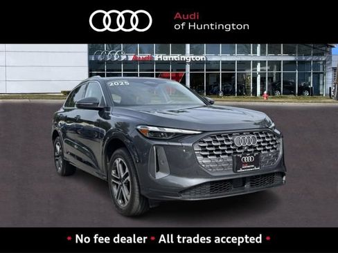 Used 2025 Audi Q5 Premium w/ Convenience Package AWD/4WD image 1