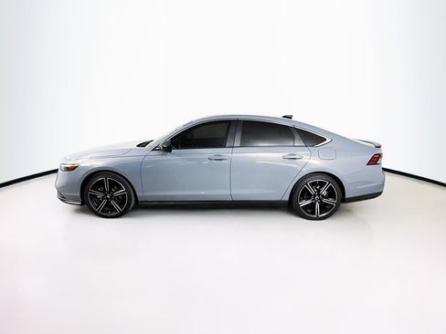 Used 2023 Honda Accord Sport image 7