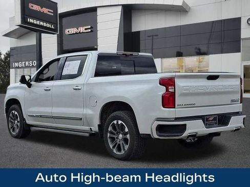Used 2025 Chevrolet Silverado 1500 High Country w/ Technology Package AWD/4WD image 30