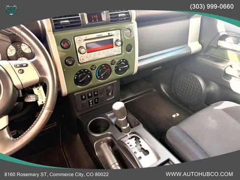 Used 2012 Toyota FJ Cruiser 4WD w/ Upgrade Pkg image 25