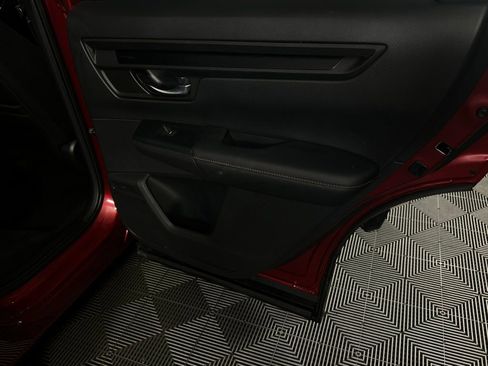 Used 2025 Honda CR-V Sport image 31