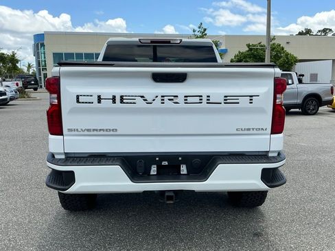 Used 2023 Chevrolet Silverado 1500 Custom RWD image 5
