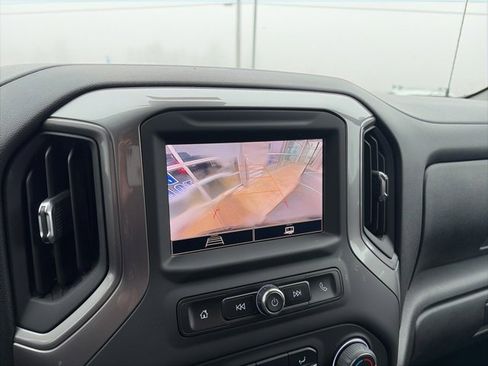 Used 2022 Chevrolet Silverado 1500 Custom image 14