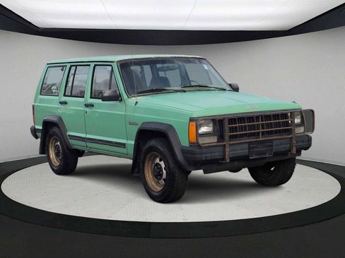 Used 1994 Jeep Cherokee SE image 2