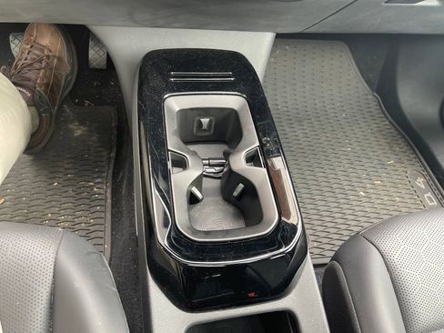 Used 2021 Volkswagen ID.4 Pro S RWD image 21