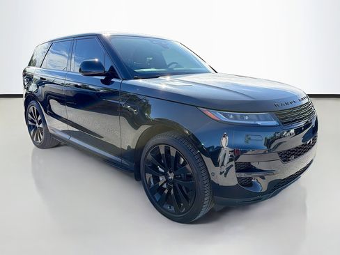 Used 2024 Land Rover Range Rover Sport SE image 7