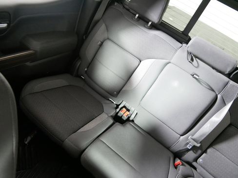 Used 2020 Chevrolet Silverado 1500 RST image 12