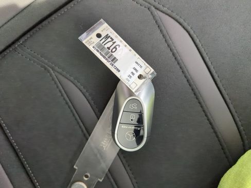 New 2025 Mercedes-Benz GLC 63 AMG S image 59