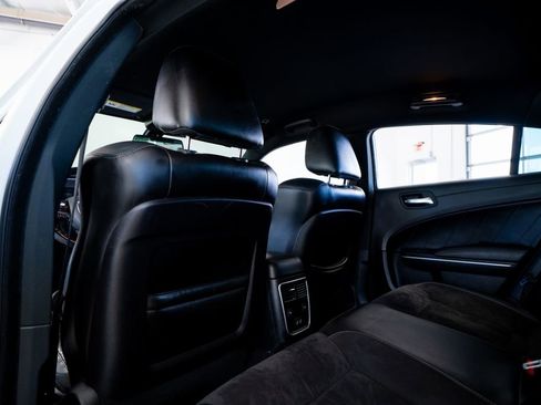 Used 2019 Dodge Charger Scat Pack w/ Plus Group image 41