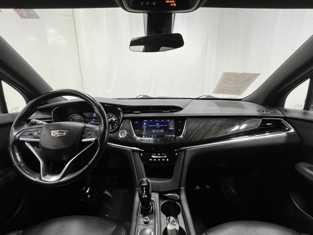 Used 2020 Cadillac XT6 Premium Luxury AWD/4WD image 20