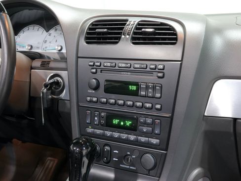 Used 2002 Ford Thunderbird image 64
