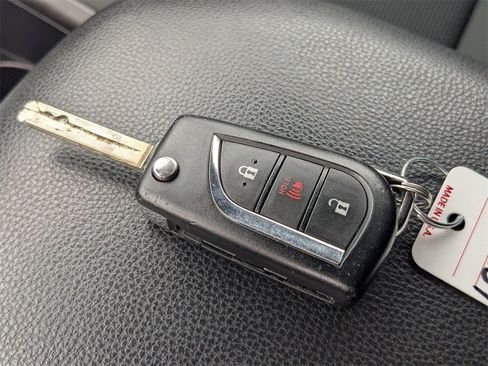 Used 2023 Toyota RAV4 LE image 27