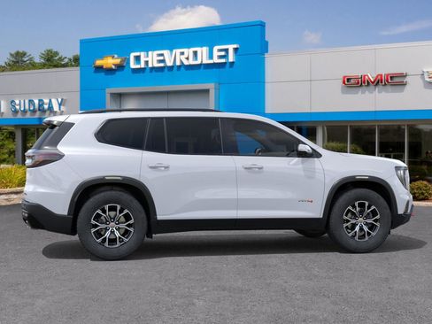 New 2026 GMC Acadia AT4 w/ Luxury Package image 5