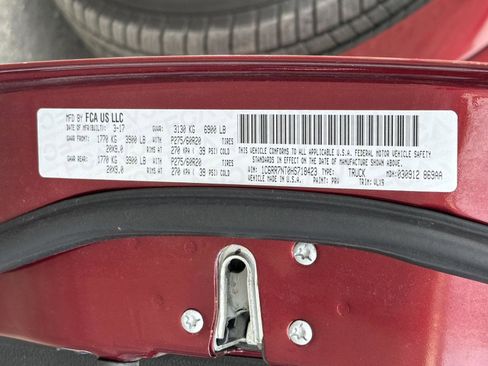 Used 2017 RAM 1500 Laramie image 15