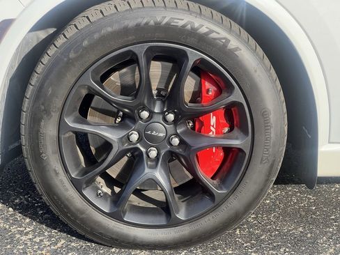 Used 2021 Dodge Durango SRT Hellcat w/ Technology Group image 11