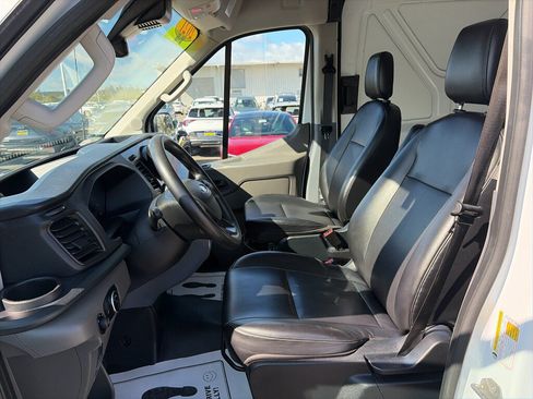 Used 2021 Ford Transit 250 Medium Roof AWD image 9