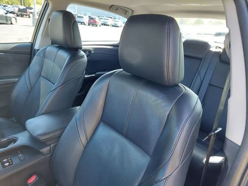 Used 2016 Toyota Avalon Touring image 17