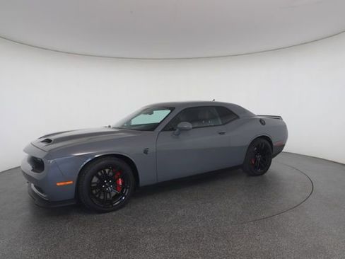 Used 2023 Dodge Challenger SRT Hellcat image 4