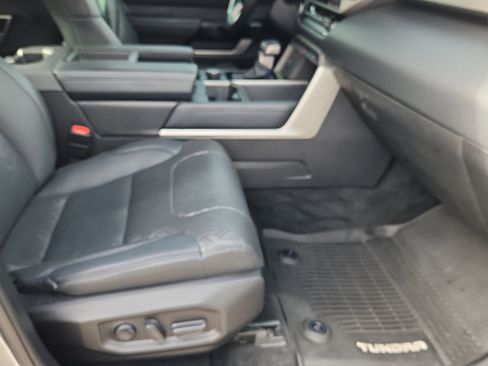 Used 2023 Toyota Tundra Limited image 13