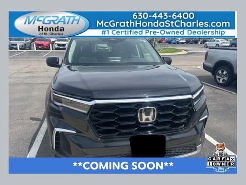 Used 2023 Honda Pilot Touring image 1