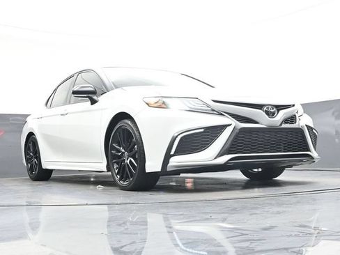 Used 2023 Toyota Camry XSE FWD image 30