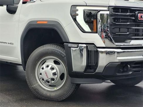 New 2025 GMC Sierra 3500 Pro w/ Convenience Package image 3