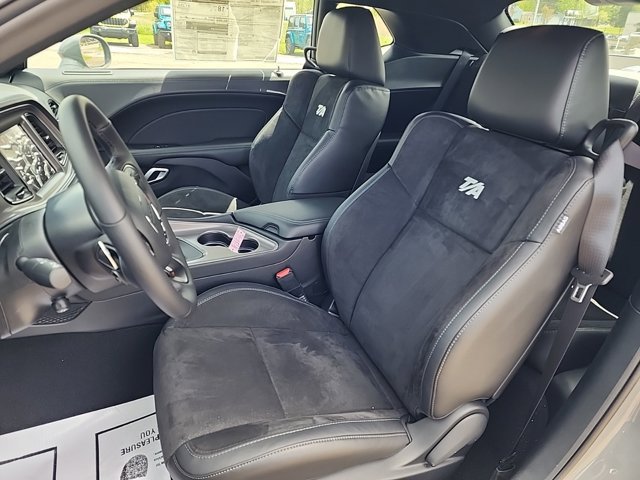 Certified 2023 Dodge Challenger R/T Scat Pack w/ T/A Package RWD image 3