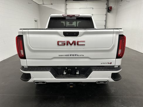 Used 2026 GMC Sierra 1500 AT4 w/ AT4 Premium Package AWD/4WD image 10