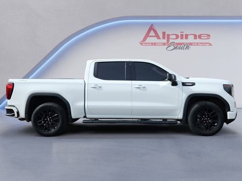 Used 2022 GMC Sierra 1500 Elevation w/ Elevation Premium Package image 6