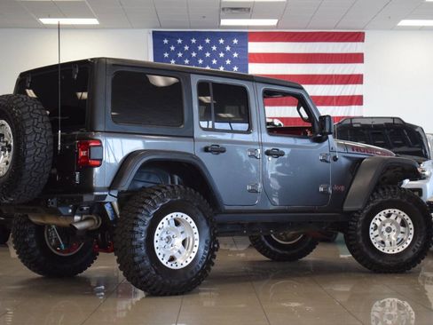 Used 2018 Jeep Wrangler Unlimited Rubicon image 33