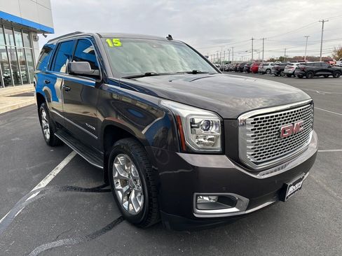 Used 2015 GMC Yukon SLT w/ Open Road Package image 3