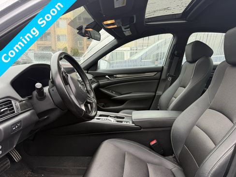 Used 2020 Honda Accord Sport image 6