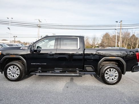 Used 2023 GMC Sierra 2500 Denali w/ Denali Ultimate Package image 10