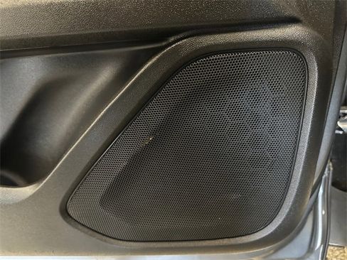 Used 2021 GMC Terrain SLE image 21