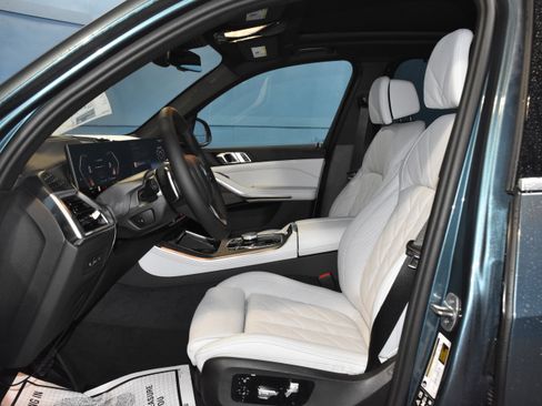 New 2026 BMW X5 xDrive40i w/ Executive Package image 7