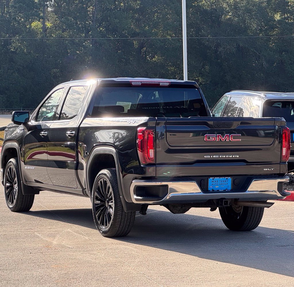 Used 2025 GMC Sierra 1500 SLT AWD/4WD image 15