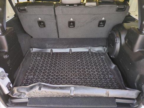 Used 2023 Jeep Wrangler Sahara image 6