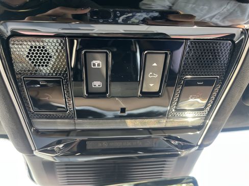 New 2025 Land Rover Range Rover Sport Autobiography image 23