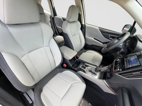 Used 2022 Subaru Forester AWD/4WD image 21