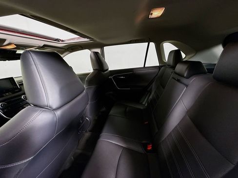 Certified 2020 Toyota RAV4 Limited w/ Limited Grade Weather Package AWD/4WD image 26
