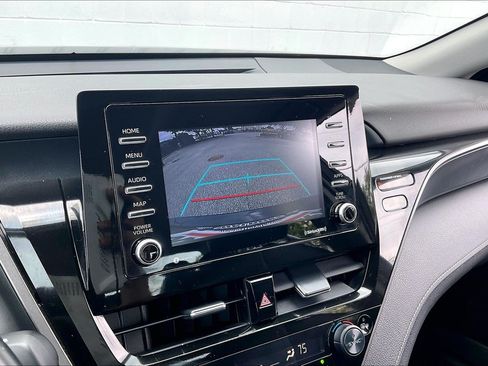 Used 2024 Toyota Camry SE FWD image 26