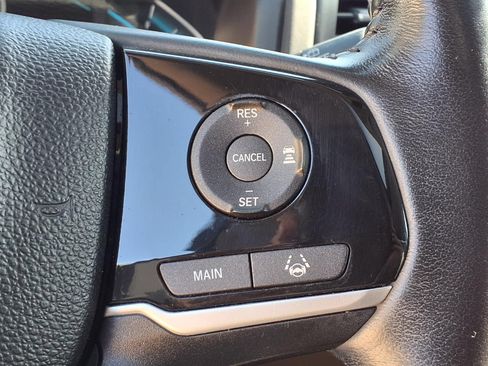 Used 2018 Honda Odyssey EX-L image 19