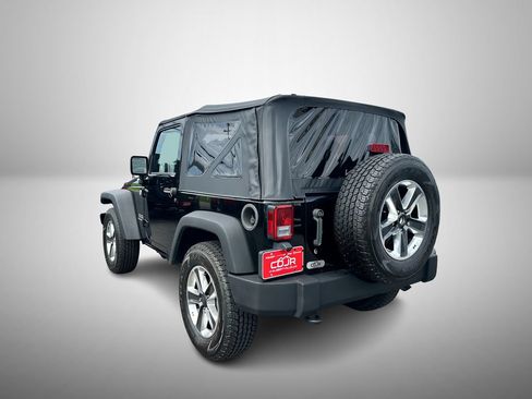 Used 2015 Jeep Wrangler Sport w/ Quick Order Package 24S AWD/4WD image 3