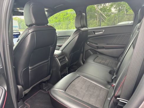 Certified 2024 Ford Edge ST-Line AWD/4WD image 13
