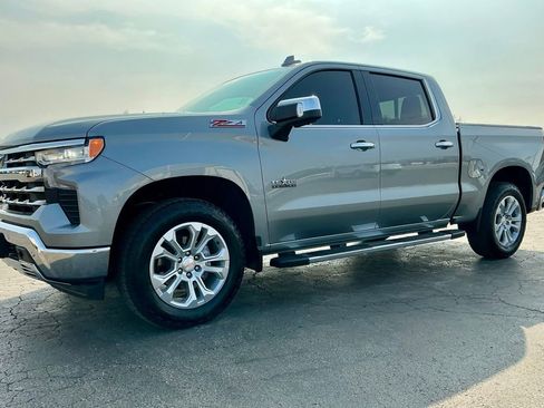 Used 2025 Chevrolet Silverado 1500 LTZ image 7