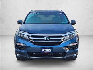 Used 2017 Honda Pilot Touring video 2