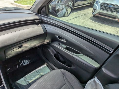 Used 2023 Hyundai Santa Cruz SEL w/ Activity Package FWD image 18