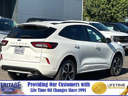 Used 2023 Ford Escape ST-Line Elite w/ Premium Technology Package image 4