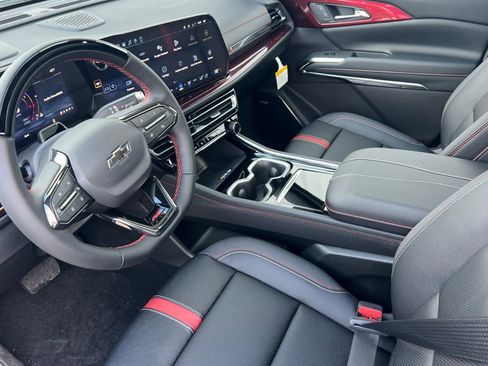 New 2026 Chevrolet Traverse RS image 7